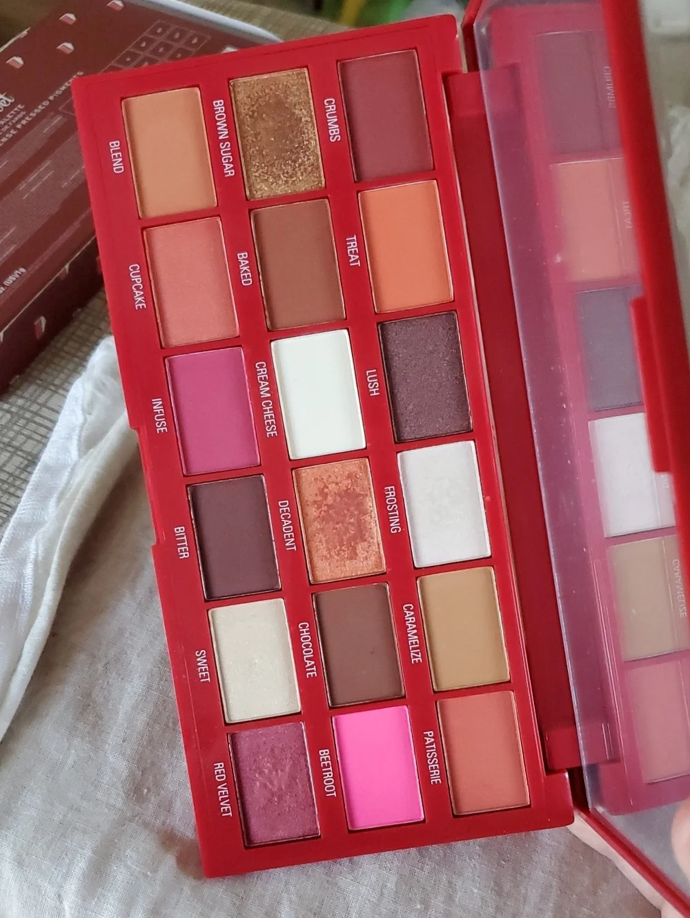 I Heart Revolution Red Velvet Palette